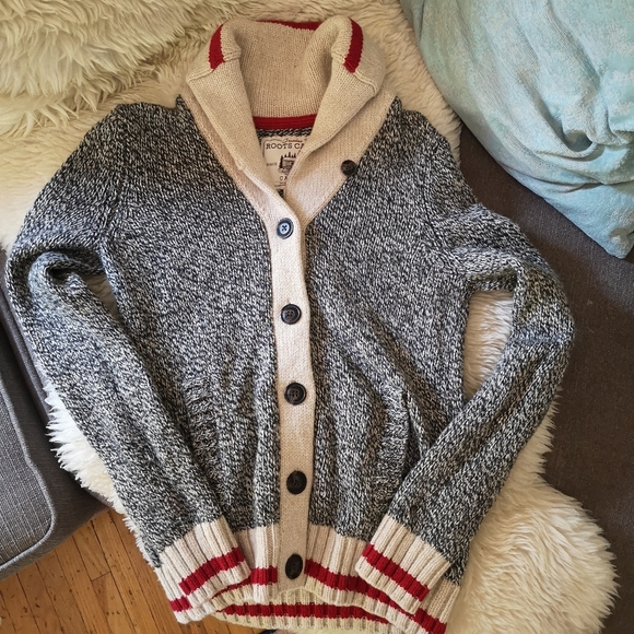 Roots Sweaters - Roots wool blend cabin sweater